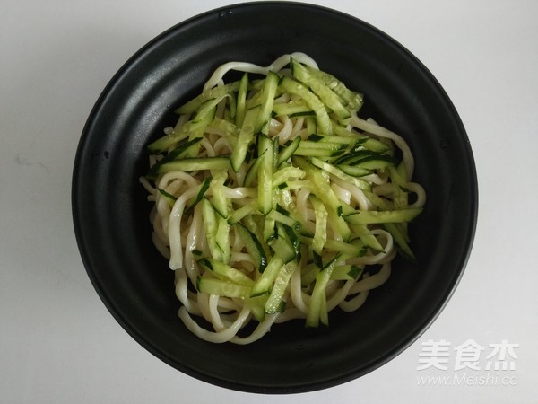 Chicken Shredded Sesame Sauce Noodles recipe