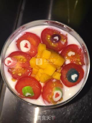 Despicable ~ Cup Wall Fruit Yogurt recipe