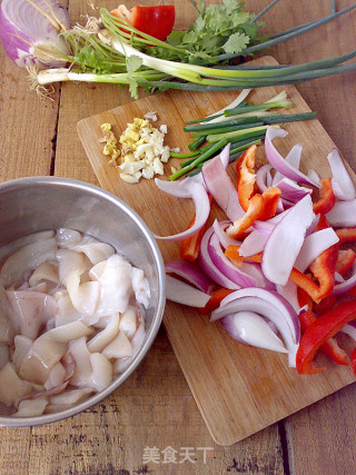 Fried Squid with Onion recipe