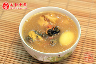 [cantonese Cuisine] American Ginseng Black Chicken Soup recipe