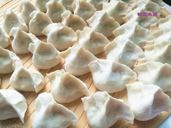 Carob and Egg Vegetarian Dumplings recipe