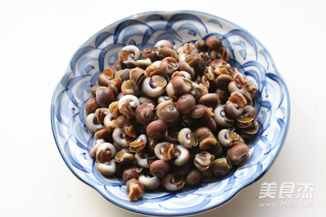 Sauce Stir-fried Water Chestnuts recipe