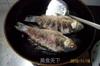 【autumn and Winter Green Shield】--- "garlic Carrot Soup with Carp" recipe