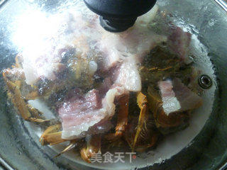 Steamed Hairy Crab with Bacon recipe