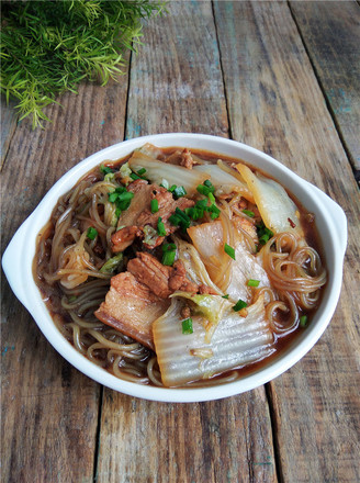 Pork and Cabbage Stewed Vermicelli