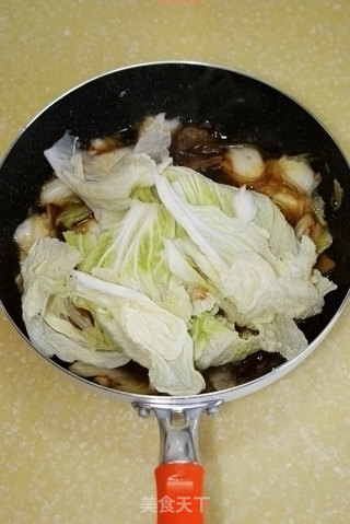 [cabbage and Meat Residue Stewed Vermicelli]—the Warmest and Most Fat-fat Dish in Winter recipe