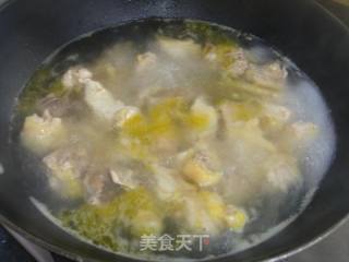 Stewed Chicken with Fish Maw and Red Dates recipe