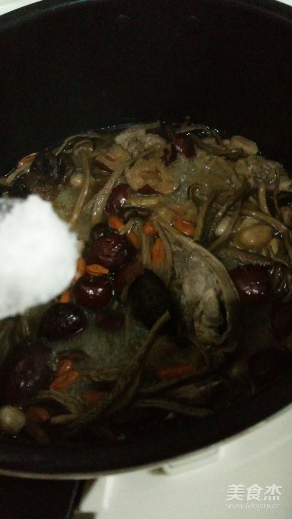 Tea Tree Mushroom Old Duck Soup recipe