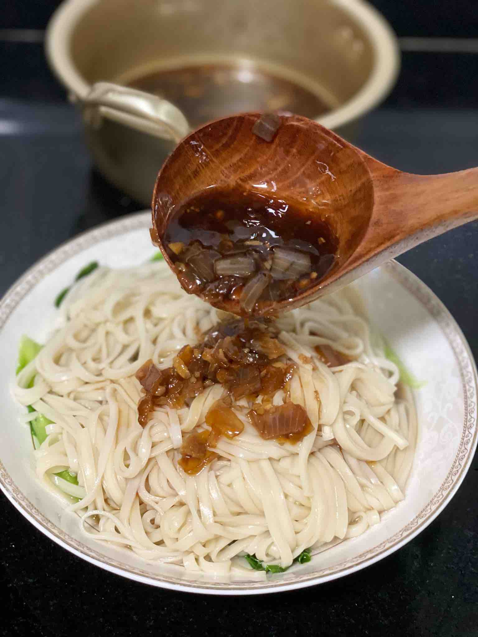 Supper with Sauce Cold Noodles, Great Satisfaction! recipe