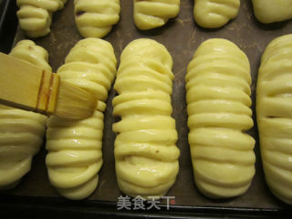 Hokkaido Recipe Caterpillar Bread recipe