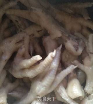 Local Specialty (special Fragrant Chicken Feet) recipe