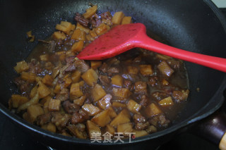Roast Pork with Lotus Root recipe