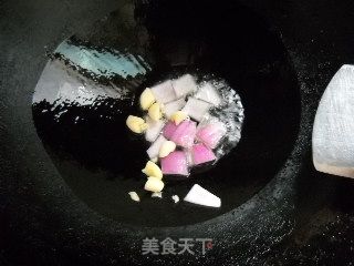 Stir-fried Pork Liver with Leek Flower recipe