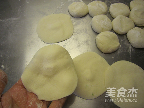 Parsley Stuffed Pork Buns recipe