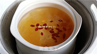 Peach Gum Rice Wine and White Fungus Soup recipe