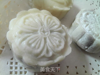 Mid-autumn Essentials-snowy Moon Cakes recipe