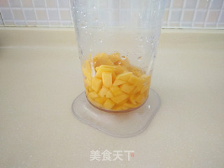 #四session Baking Contest and It's Love to Eat Festival# Mango Two-color Mousse Cup recipe