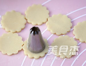 Glass Sugar Biscuits recipe