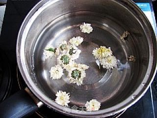 Mint Chrysanthemum Tea-refreshing The Brain recipe