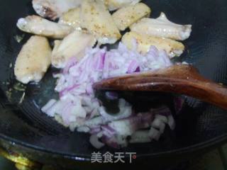 Braised Chicken Wings with Fermented Bean Curd recipe