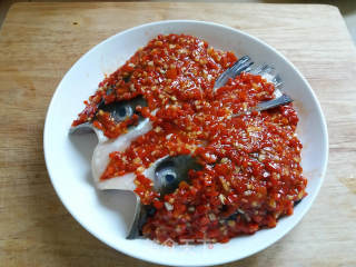 Chopped Pepper Fish Head recipe