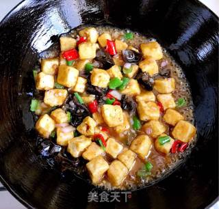 Stir-fried Tofu with Soy Sauce recipe