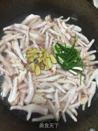 Lemon Passion Fruit Chicken Feet recipe