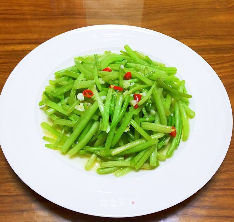 Stir-fried Potato Stem recipe
