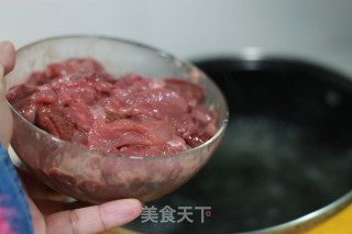 Wolfberry Leaf Pork Liver Lean Pork Soup recipe