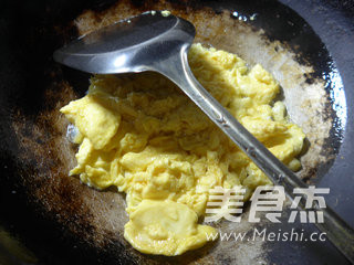 Stir-fried Noodles with Cabbage Egg and Bamboo Shoots recipe