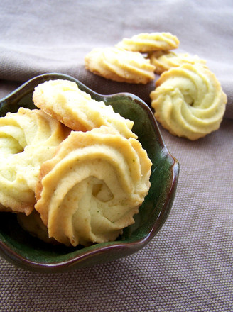 Low-fat and Low-sugar Lime Cookies recipe