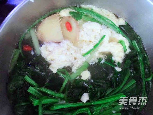 Spinach and Egg Soup recipe