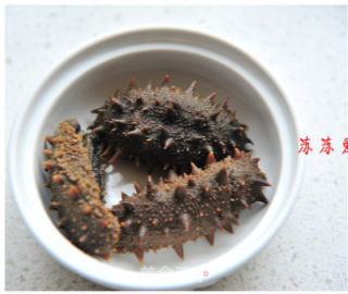 A Bowl of Warm Nourishing and Nourishing Soup in Winter-pk Hotel's Delicious Sea Cucumber Soup recipe