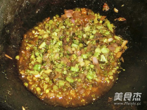 A Bowl of Noodles for Summer, The Vegan Toppings are Sour and Enjoyable recipe