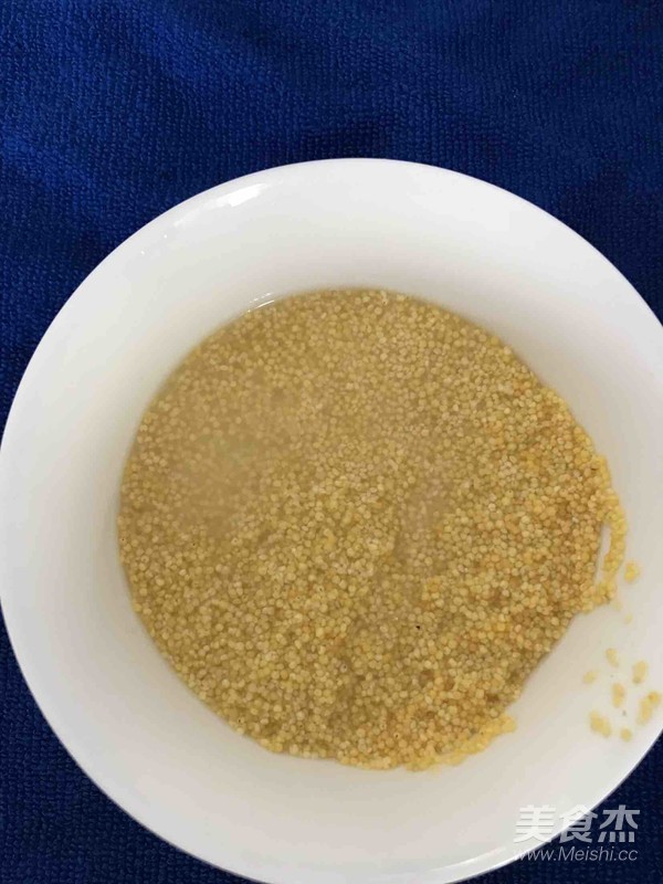 Nourishing Stomach Golden Millet Porridge recipe