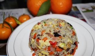 Fried Rice with Onion and Olive Vegetables recipe