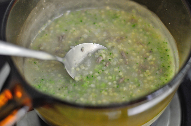 Broccoli Pork Liver Millet Congee (complementary Food) recipe