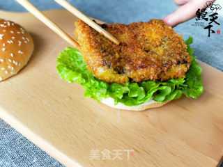 Pan-fried Eel Steak Burger recipe