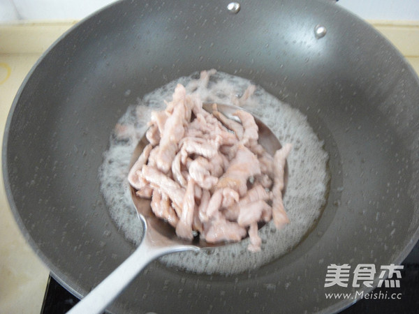 Stir-fried Shredded Pork with Bamboo Shoots recipe