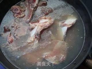 Stewed Beef Cartilage with Lotus Root recipe