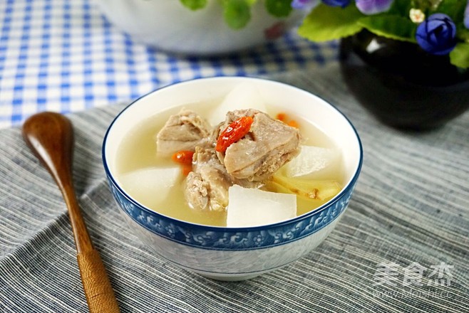 Duck Meat and Carrot Soup recipe