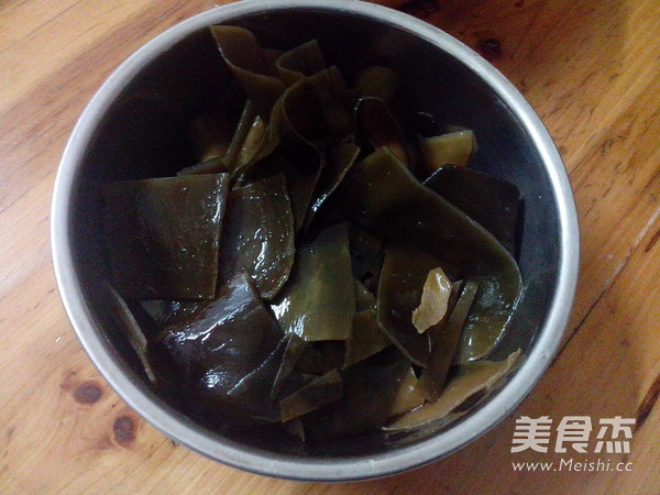 Ribs Stewed Kelp recipe