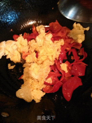 Scrambled Eggs with Red Bell Pepper recipe