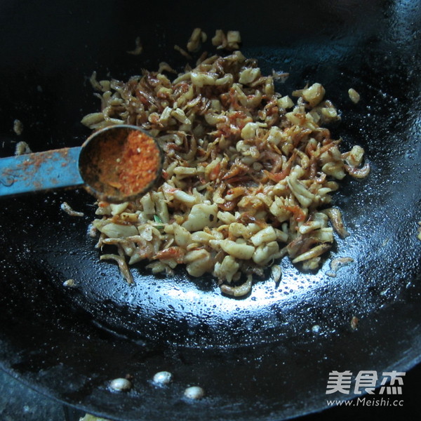 Stir-fried Shrimp with Dried Radish recipe