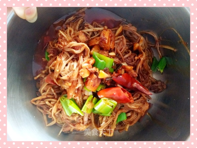 Braised Spicy Enoki Mushroom recipe