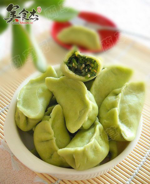 Garland Chrysanthemum Dumplings recipe