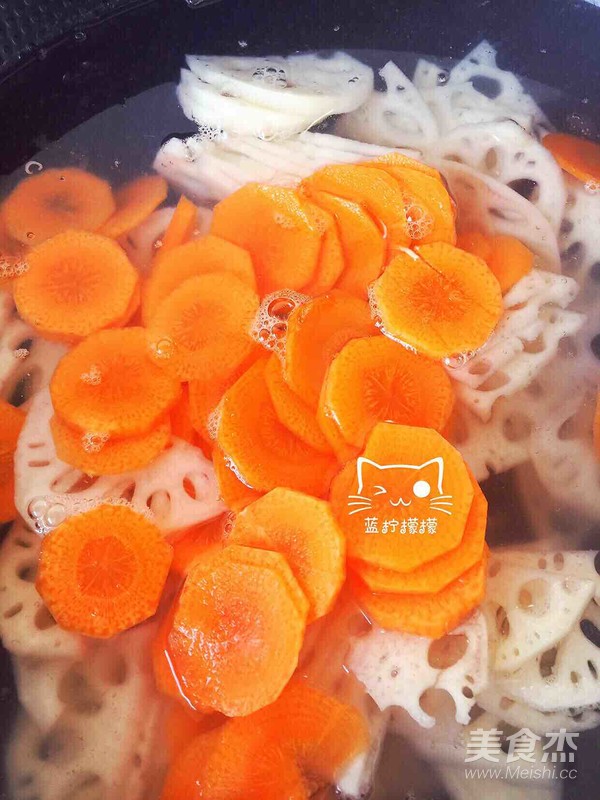 Mixed Lotus Root Slices recipe