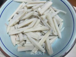 Fried Lotus Root with Dried Radish recipe