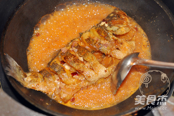 Braised Sea Bass in Thai Chili Sauce recipe