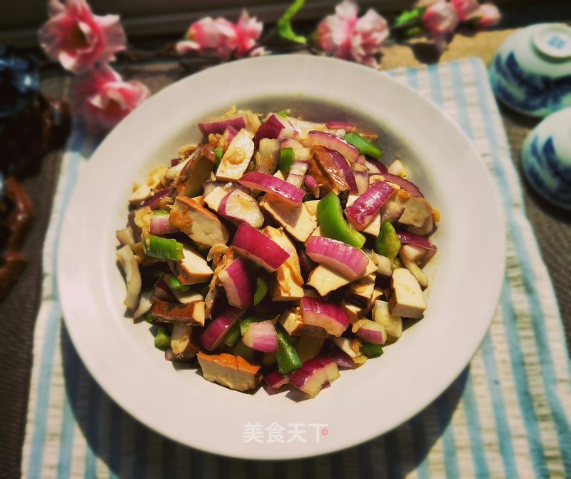 Tofu Mixed with Onion recipe